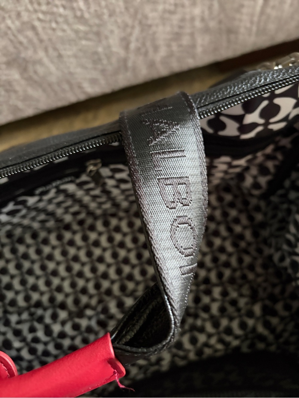 MALBON King of Clubs weekender, duffel, bag. Beautiful design with lots of room. - Picture 6 of 8